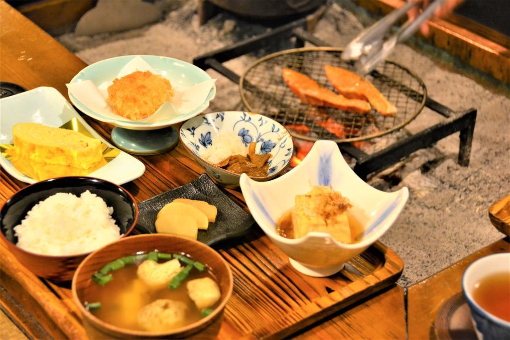 いろりの宿 芦名 4*